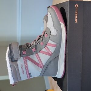 Merrell Kids Gray and Pink Snow Boots
